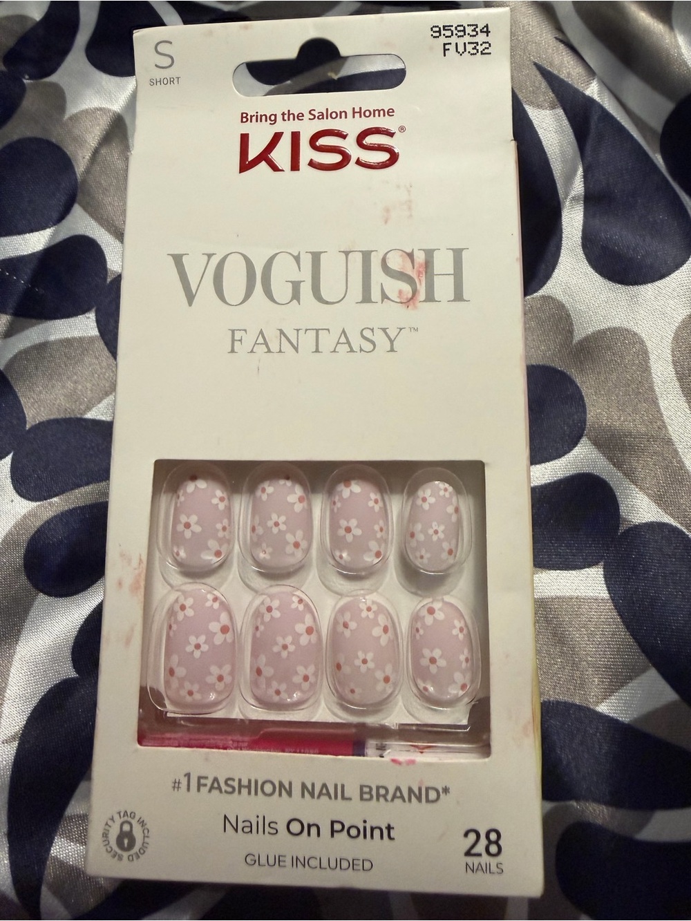 Kiss Pink and White Floral Press On Nails- Daisy